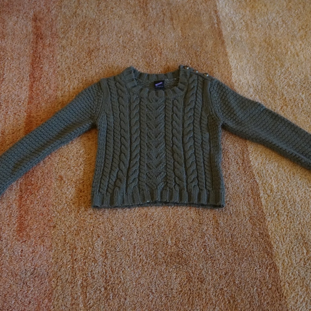 Green Knitted Crop Sweater